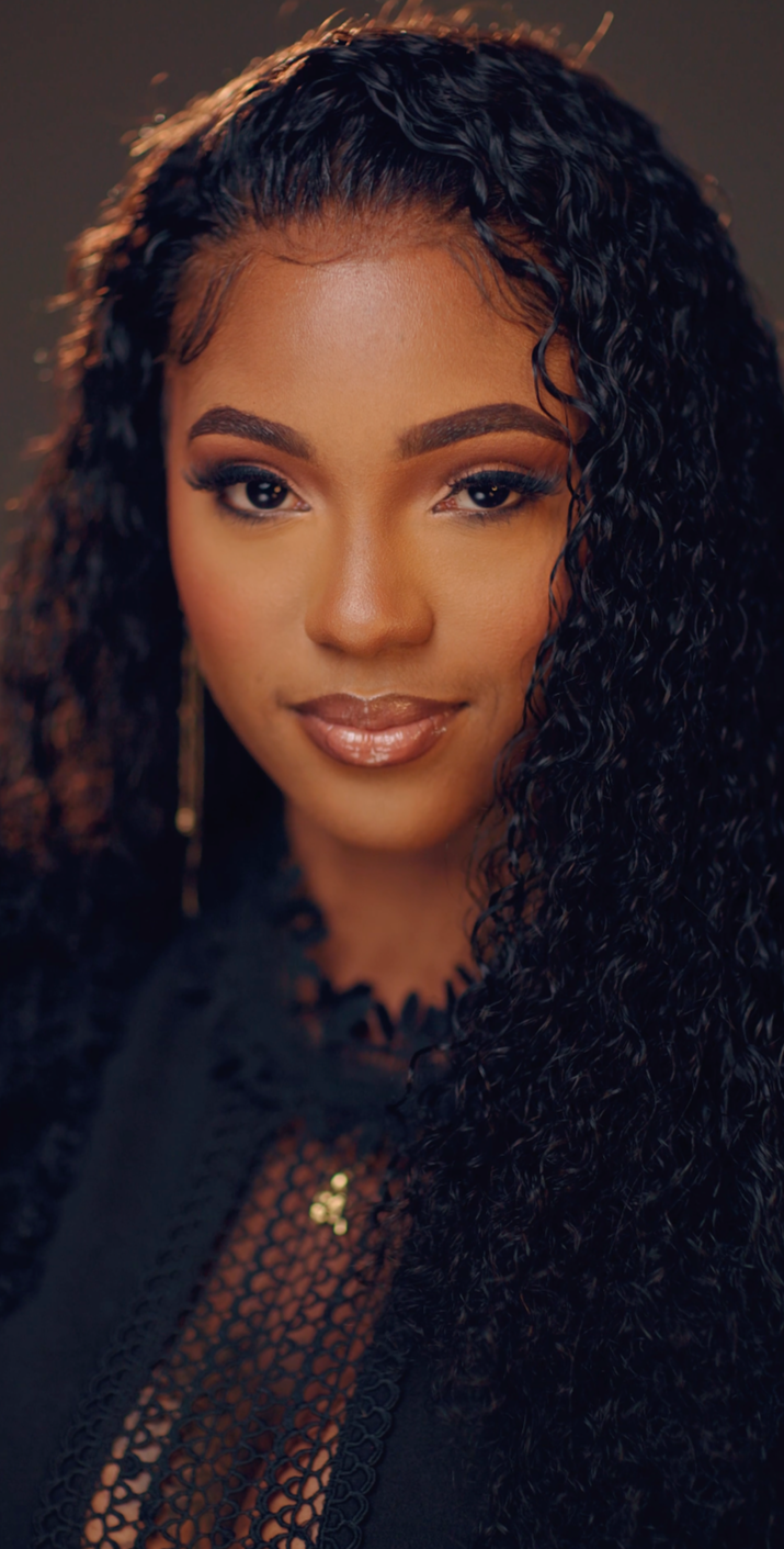 Curly Majesty